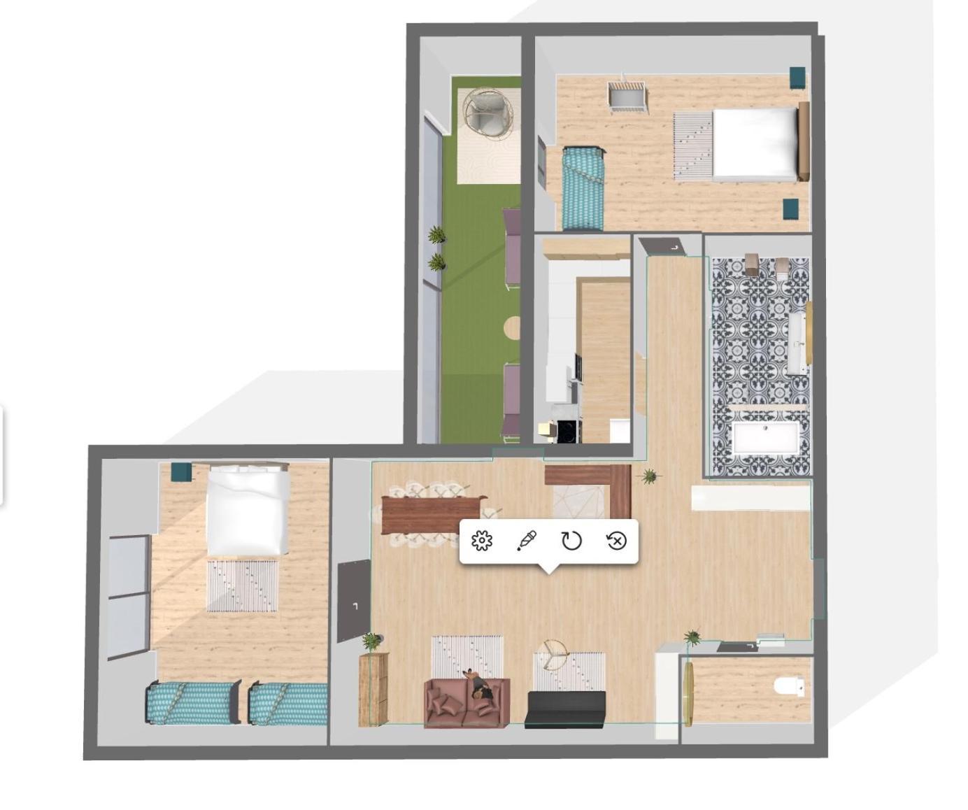 Proche & Paris-2 Min Gare Apartment *
